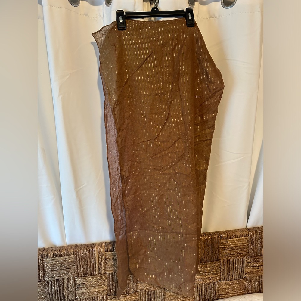 Wrapunzel Israeli tichel, brown with gold tread